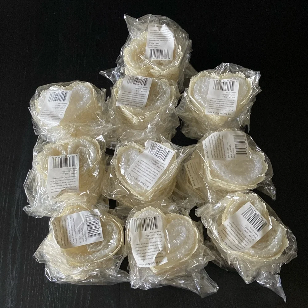 NIB Heart shaped lace baskets